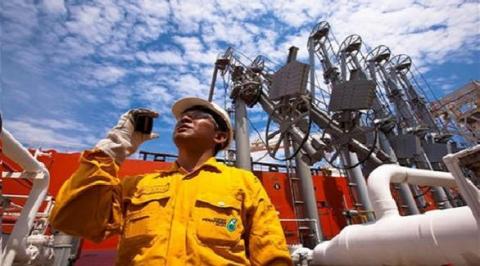 إندونيسيا لوقف استيراد النفط والغاز بحلول 2030