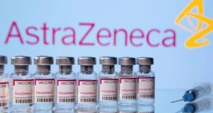 بينما تستعد منافساتها لجني المليارات.. أسترازينيكا تخسر من بيع اللقاح