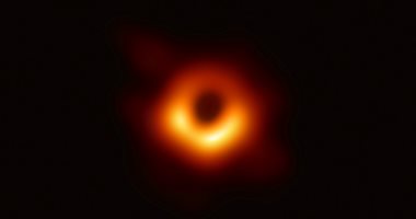 صور جديدة لأول ثقب أسود تم التقاطه تكشف أسرار الأشعة الكونية الغامضة