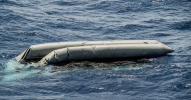 غرق زورق على متنه 130 مهاجرا قبالة السواحل الليبية