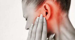 أعراض وأسباب الإصابة بالتهاب الأذن أثناء فترة الحمل