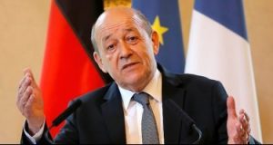 وزير خارجية فرنسا يزور لبنان غدا لبحث أزمة تشكيل الحكومة