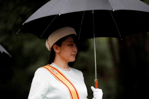 وسائل إعلام: اليابان قد تعلن زواج الأميرة ماكو بحلول الجمعة