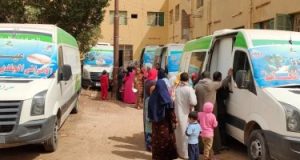 صحة المنيا تواصل تنظم قافلة طبية لأهالى قرية بلنصورة بمركز أبو قرقاص
