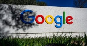 جوجل تواجه محاكمة انتهاك براءات اختراع بقيمة 7 مليارات دولار