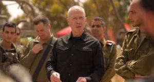 وزير دفاع الاحتلال الإسرائيلى: نحن فى بداية الحرب مع 7 جيوش ومستعدين